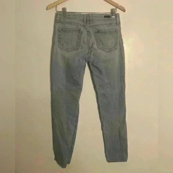 Kut from the Kloth Skinny Jeans Distressed Light Wash - Picture 6 of 14